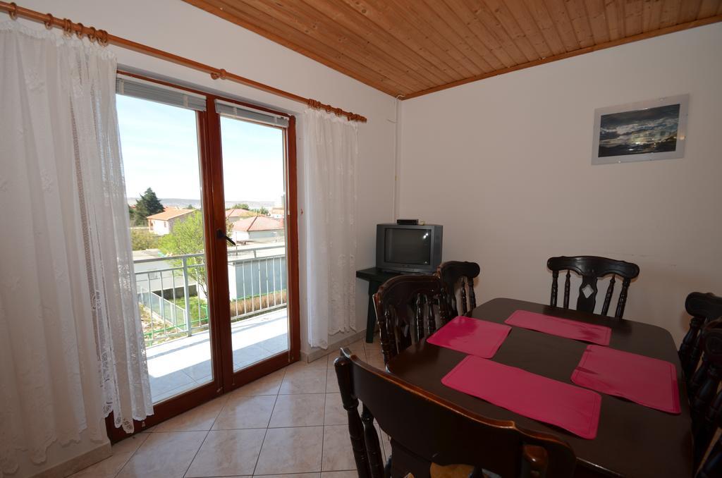 Apartments Cico Starigrad Paklenica Eksteriør billede