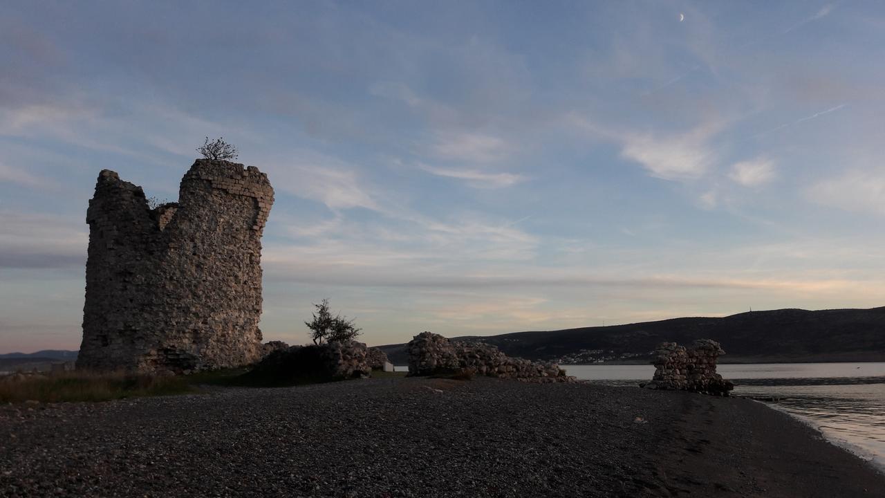 Apartments Cico Starigrad Paklenica Eksteriør billede