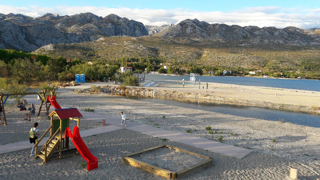 Apartments Cico Starigrad Paklenica Eksteriør billede